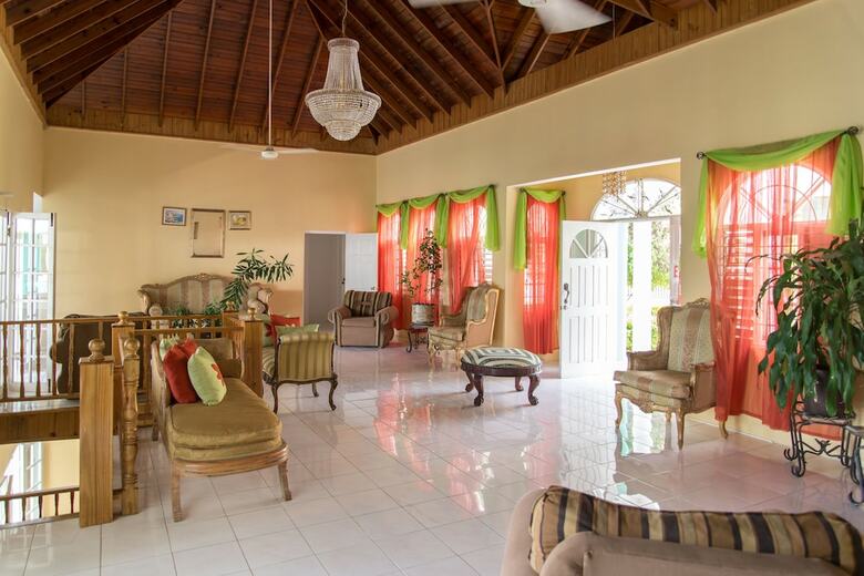 Bed & Breakfast Diamond Villa Yoga & Wellness