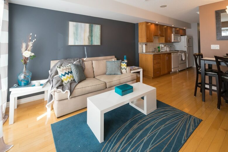Applewood Suites - 1 Br Wellington West