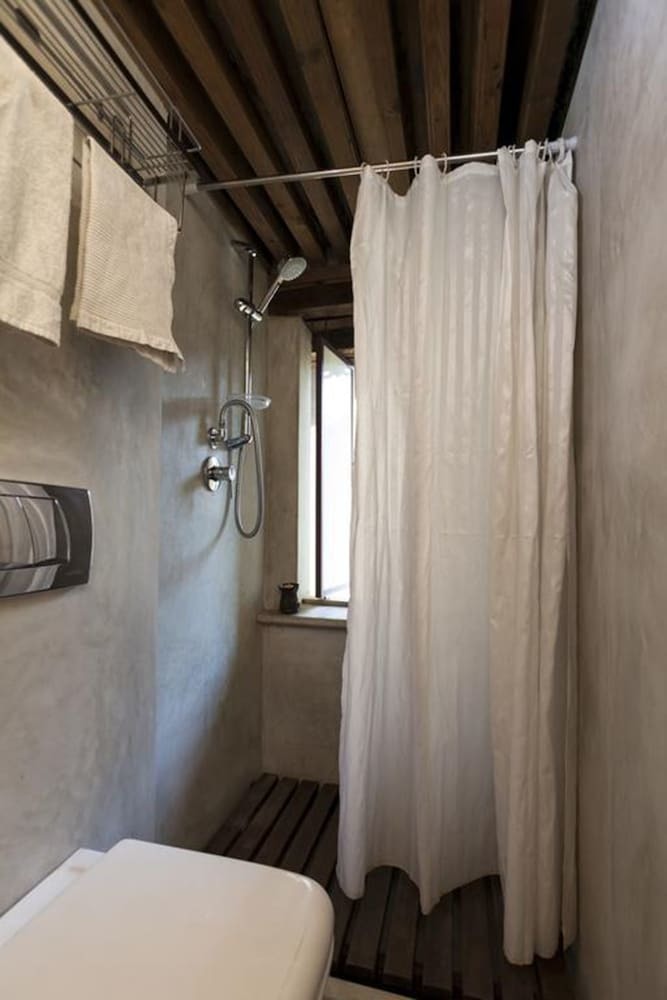 Hotel Traditional Homes - Swotha