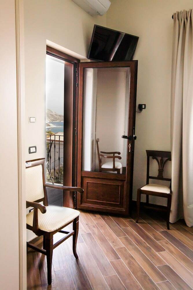 Bed & Breakfast Villa L�