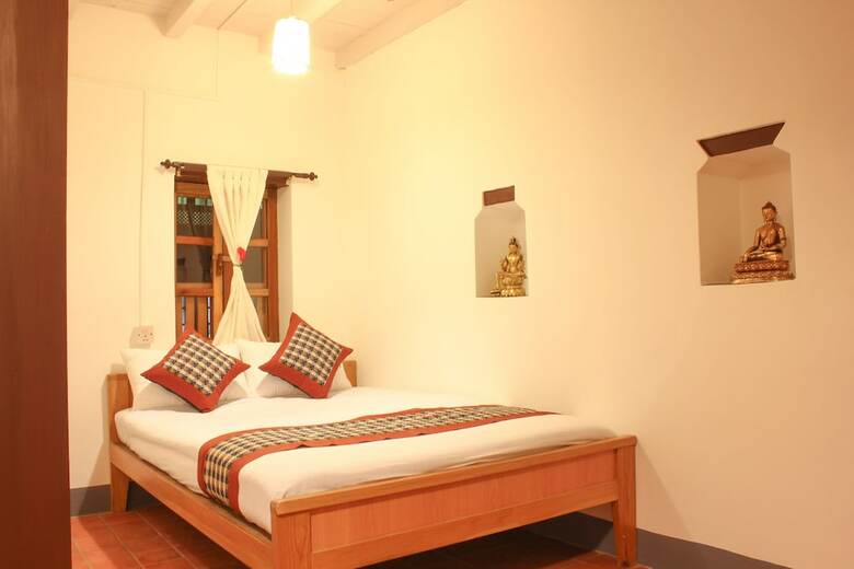 Hotel Hiranya Guest House