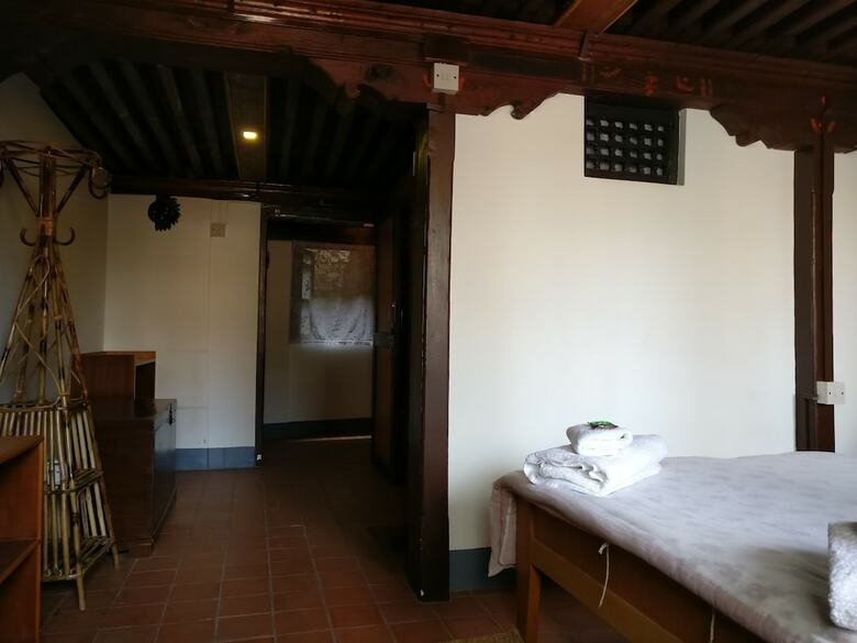 Hotel Hiranya Guest House