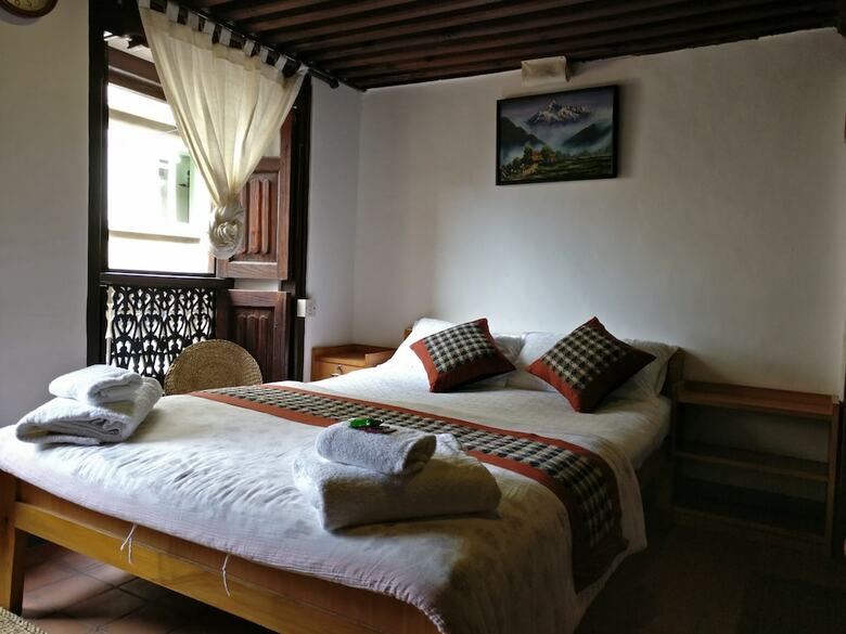 Hotel Hiranya Guest House