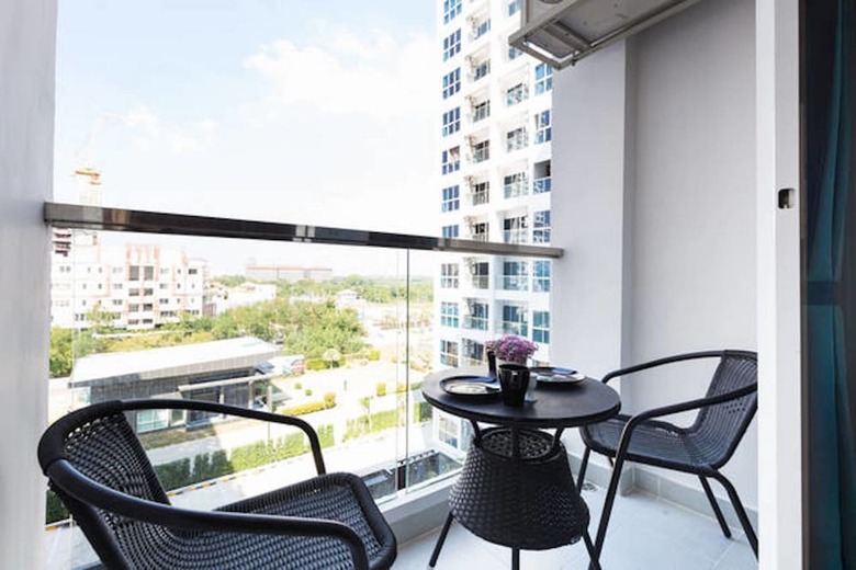 Apartamentos Nam Talay Jomtien Beach