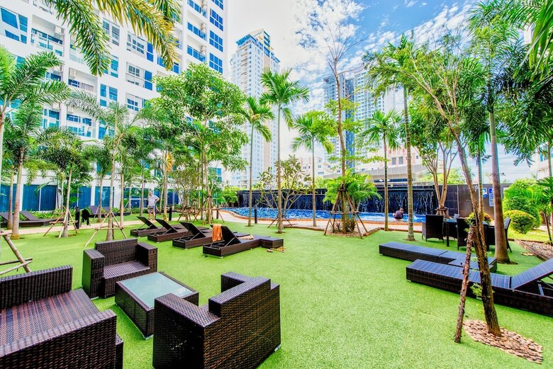 Apartamentos Nam Talay Jomtien Beach