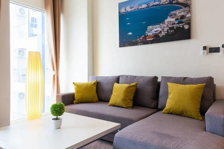 Apartamentos Nam Talay Jomtien Beach