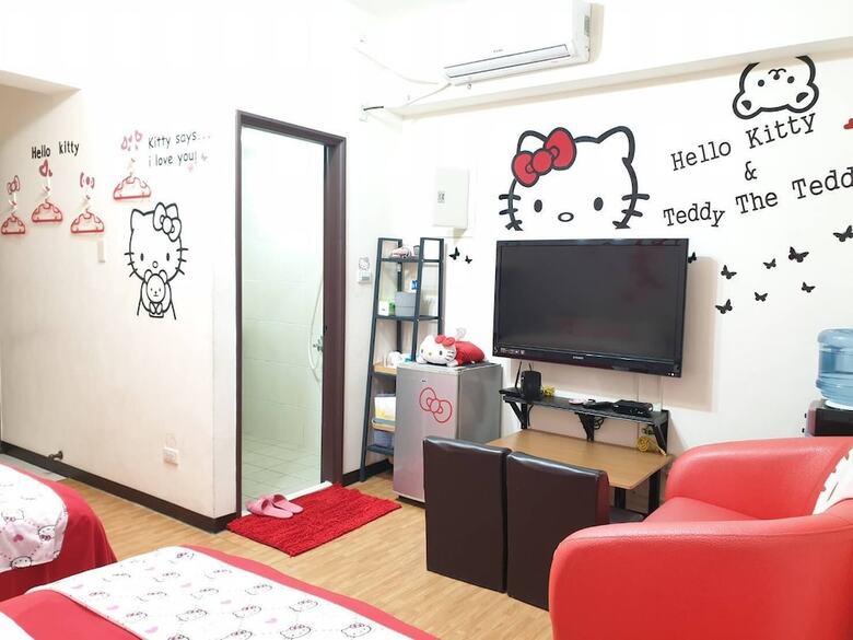 Hotel Meow Meow Hostel