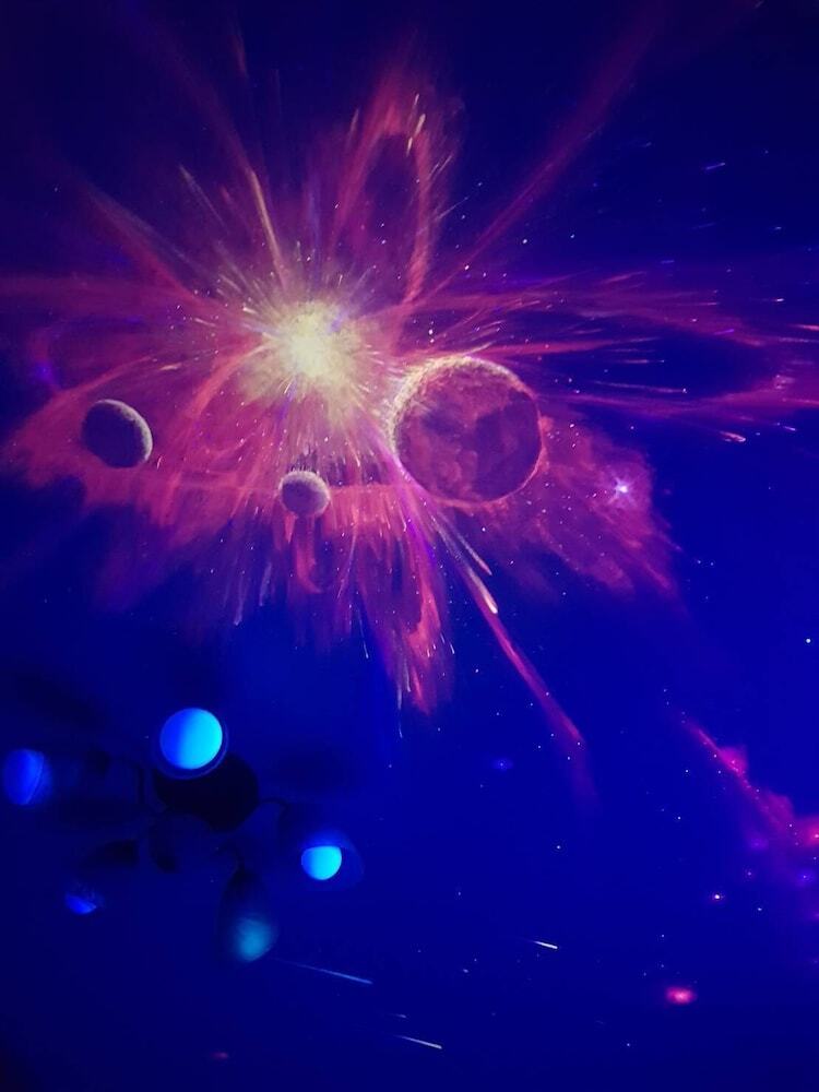 Hotel Meow Meow Hostel