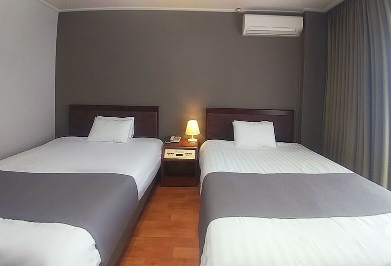 Pearl Hotel Jeju
