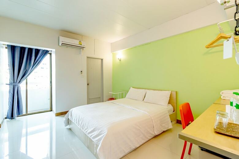 Hotel Living Naraa Place