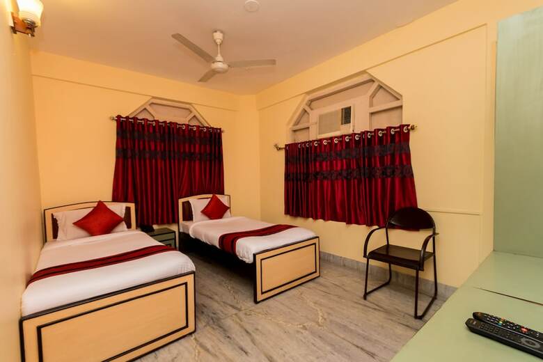 Hotel Oyo 3675 Kalighat