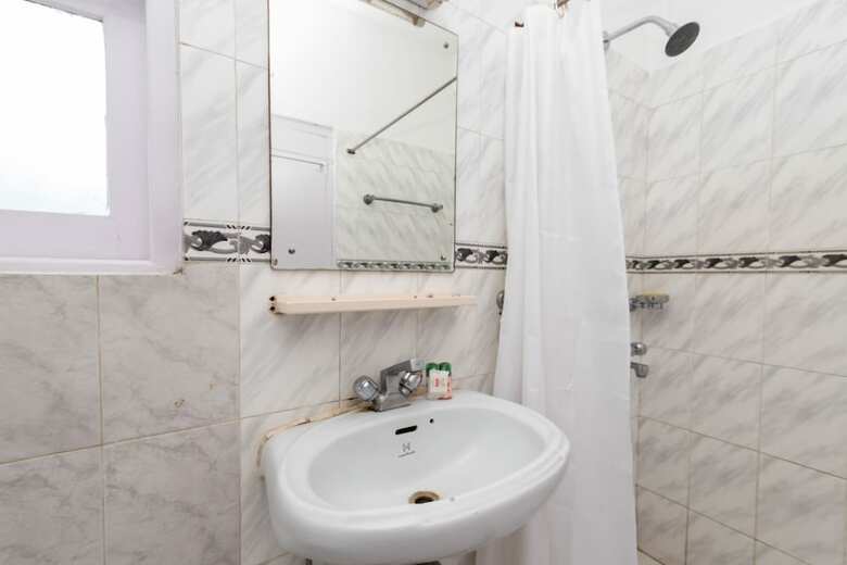 Hotel Oyo 3675 Kalighat