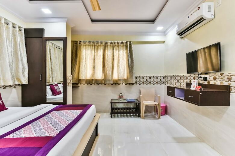 Hotel Oyo 7256 Mahape