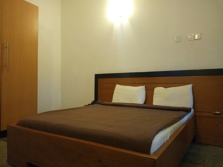 Karma Hotel