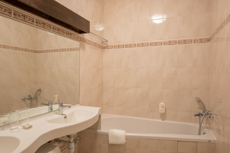 Hotel Le Central Boutique-h�tel - Beaune Centre