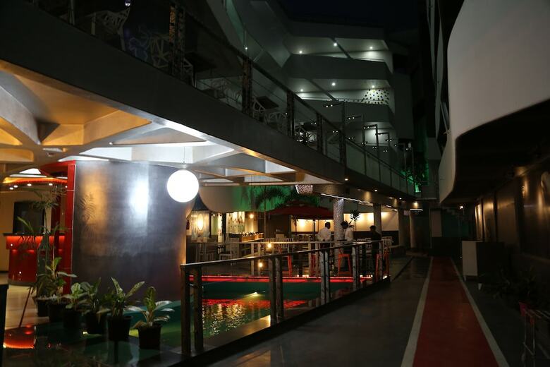 Hotel Days Suites By Wyndham Bengaluru Whitefield