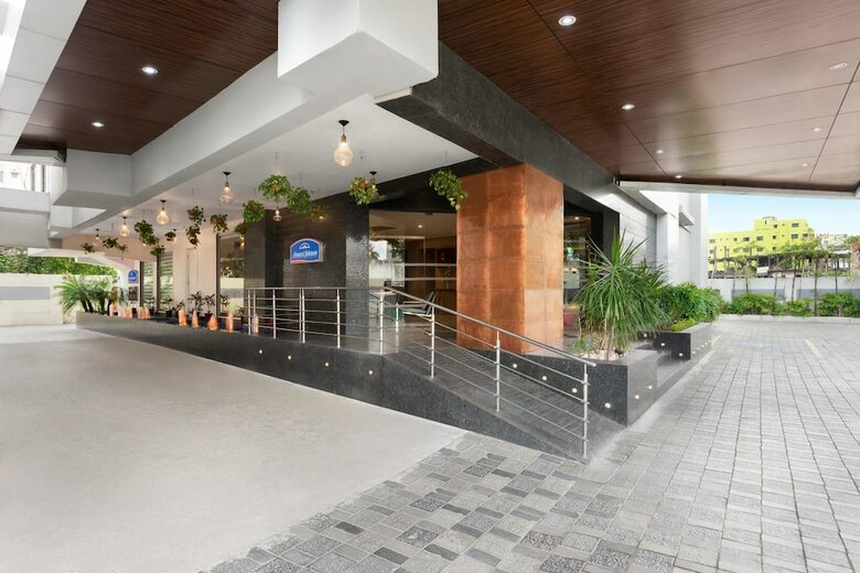 Hotel Howard Johnson By Wyndham Kolkata