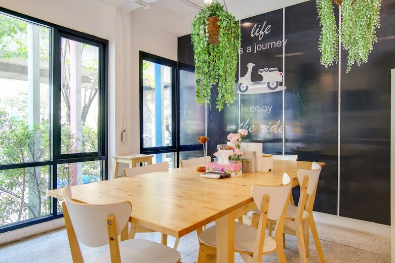 Hostal Oyo 559 Vestel