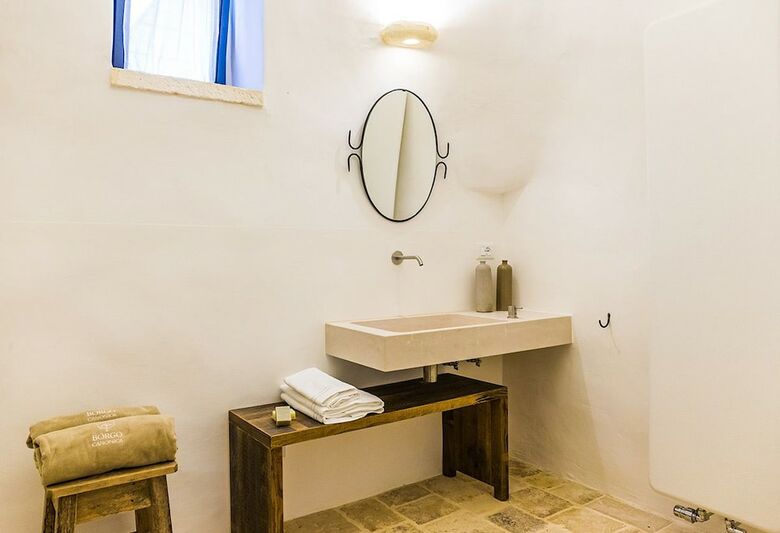 Hotel Borgo Canonica
