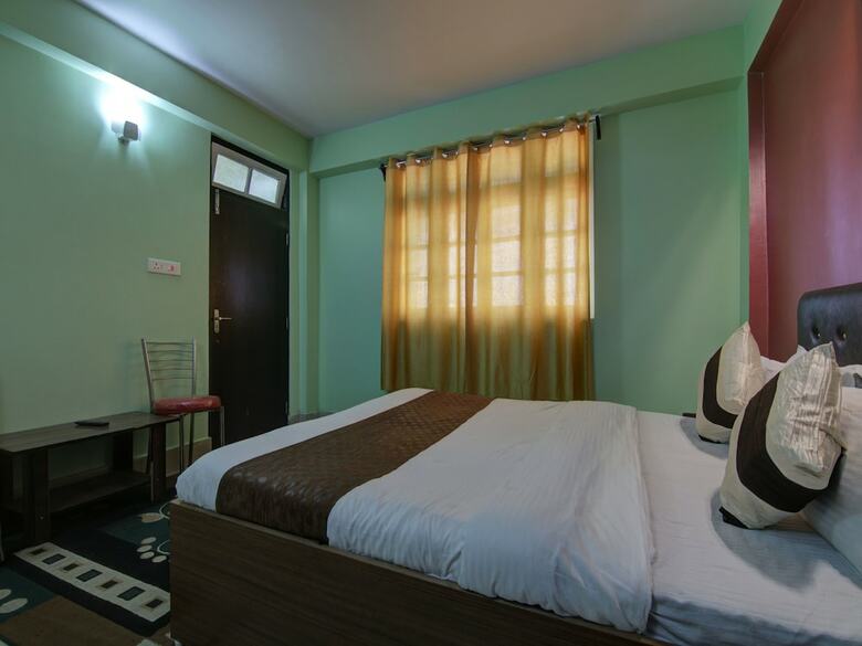 Hotel Oyo 4547 Himalayan Gateway Residency