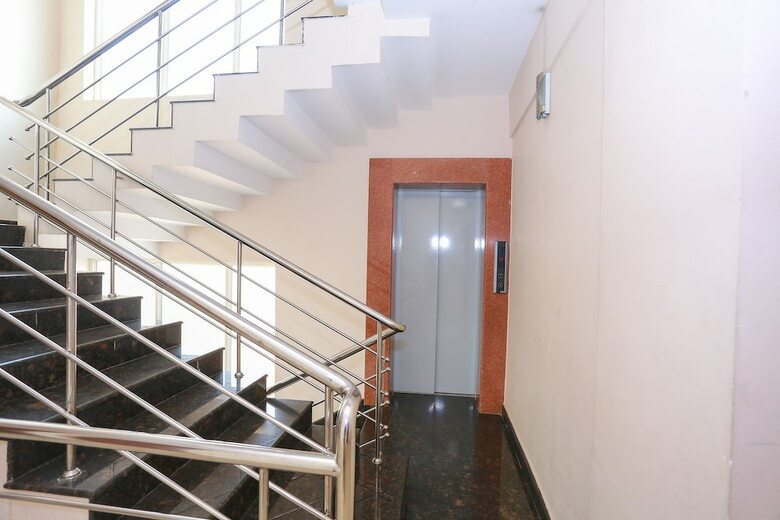Hotel Oyo 7181 Vr Inn