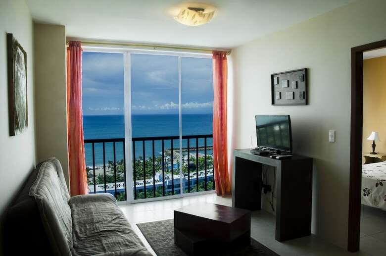 Apartamentos Spectacular Ocean View Condo