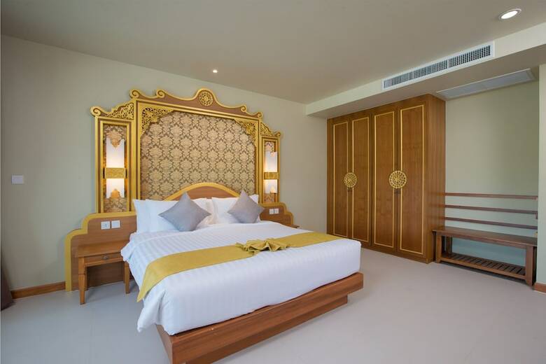 Hotel Maikhao Palm Beach Resort