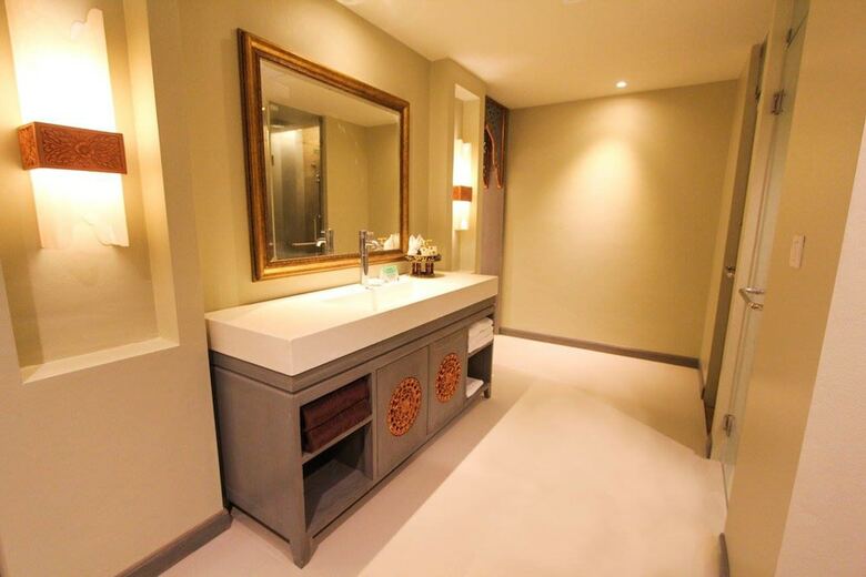 Hotel Maikhao Palm Beach Resort