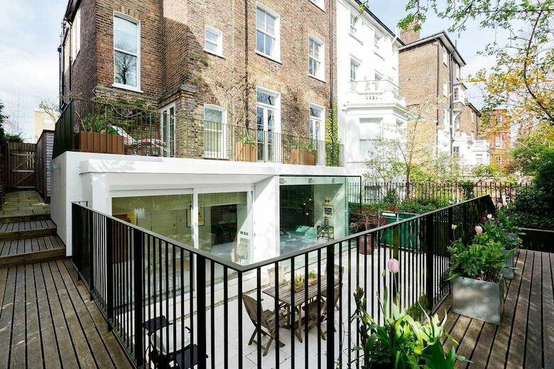Veeve - Grand Notting Hill