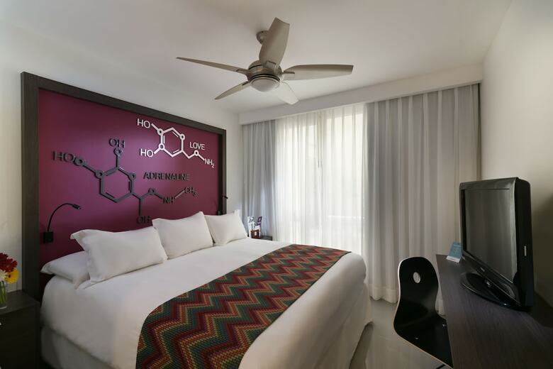 Hotel Novus Plaza Hodelpa