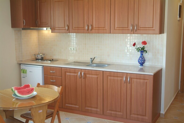 Sea Breeze Hotel & Apartments