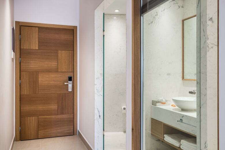 Hotel Avra Apartments Venetian Harbour