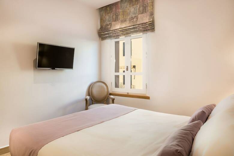 Hotel Avra Apartments Venetian Harbour