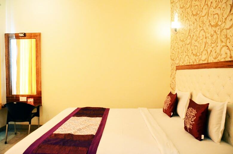 Oyo 6476 Hotel Panchgani Holiday Home