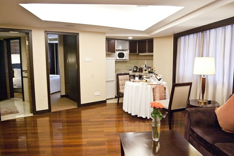 Aparthotel Golden Eagle Crown Executive Apartment
