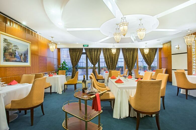 Aparthotel Golden Eagle Crown Executive Apartment
