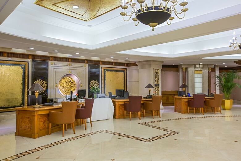 Aparthotel Golden Eagle Crown Executive Apartment