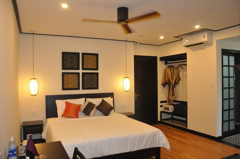 Hotel The Quin Riverside Villa