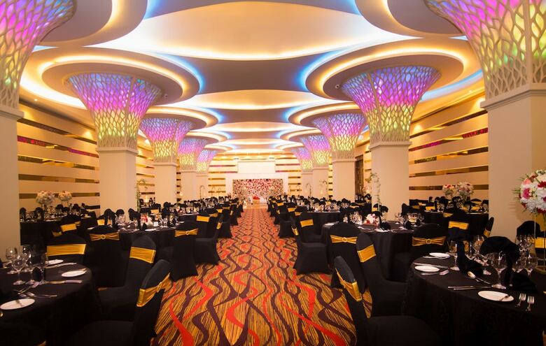 The Golden Crown Hotel