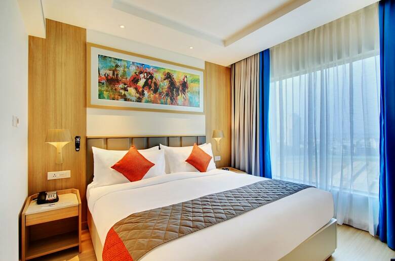 Hotel Holiday Inn Bengaluru Racecourse