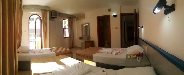 Midi Hotel