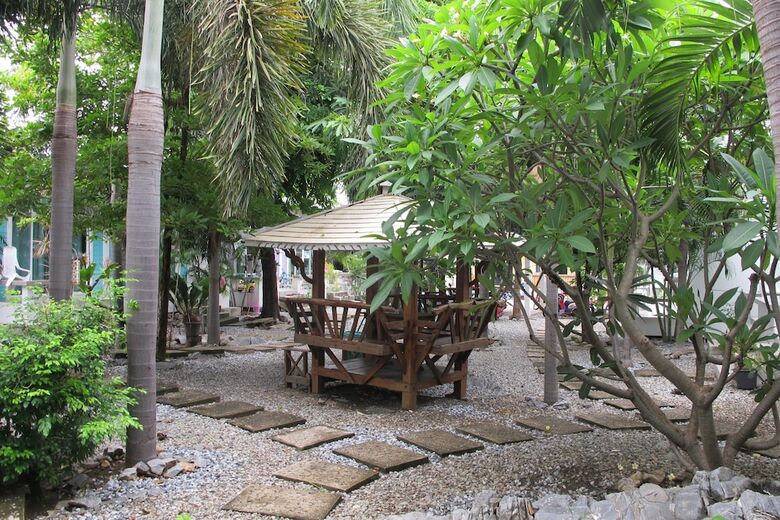 Hotel Koh Sichang Resort