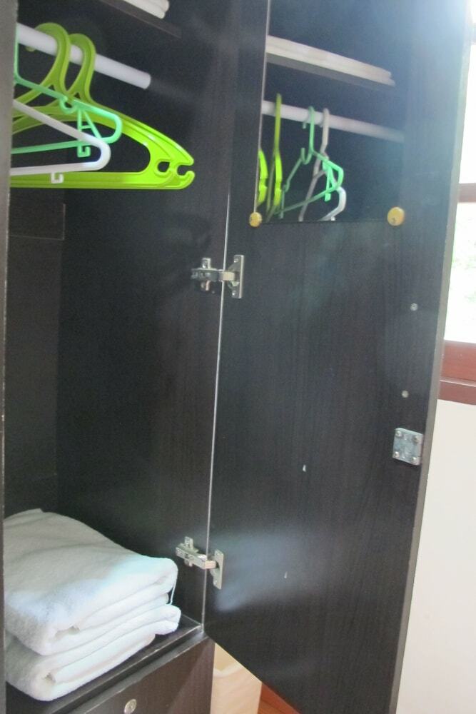 Hotel Koh Sichang Resort