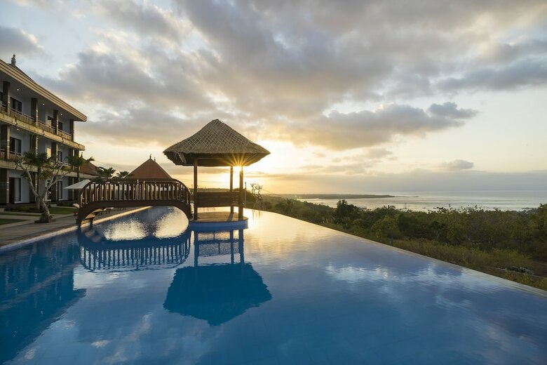Semabu Hills Hotel Nusa Penida - Bali