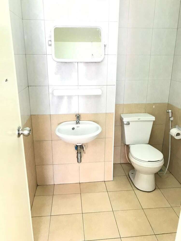 Hotel Surasak Center Sri Racha