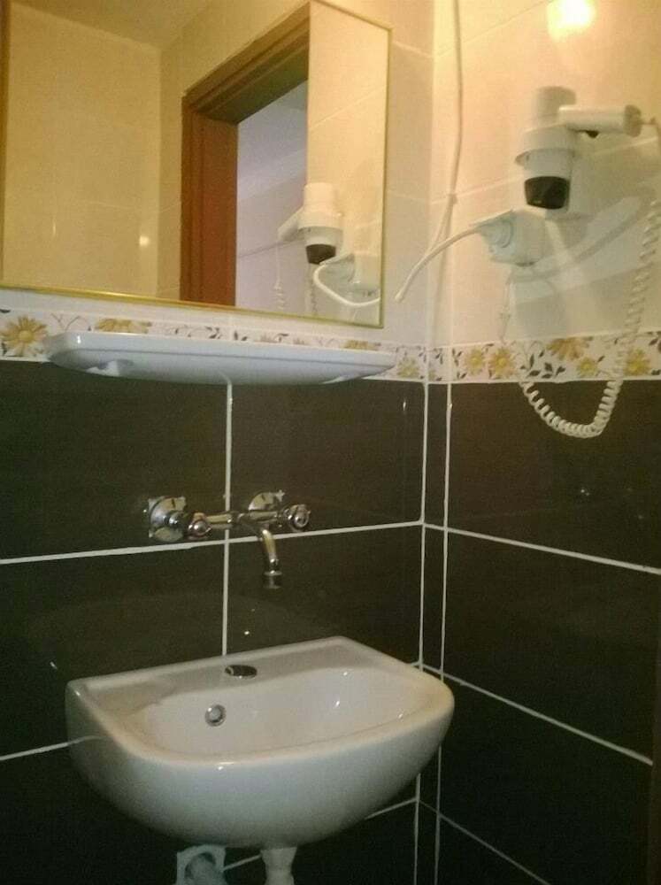 Selay Hotel