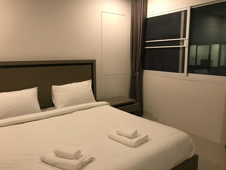 Hotel S.e.t Thanmongkol Residence