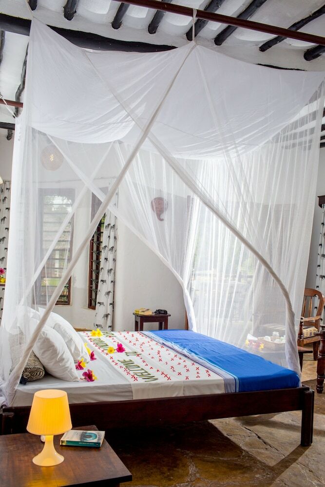 Posada Kinondo Poa Resort