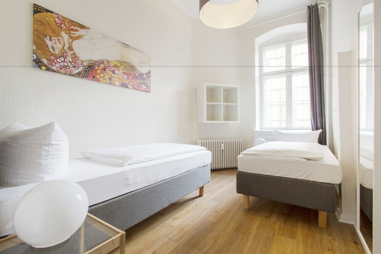 Primeflats - Huge Apartment At Gasometer 17
