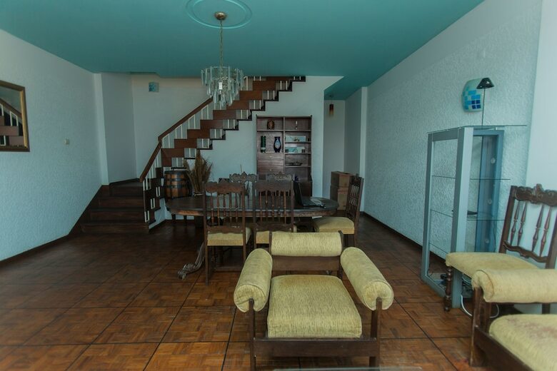 3 Bedroom Sea Facing Apartment